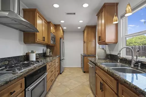 Kitchen - 12337 Witt Rd, Poway, CA 92064 photo 1 of 2