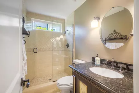 Bath - 1176 Quail Gardens Ct, Encinitas, CA 92024 photo 1 of 4