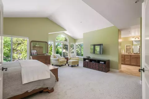Bedroom - 1176 Quail Gardens Ct, Encinitas, CA 92024 photo 1 of 4