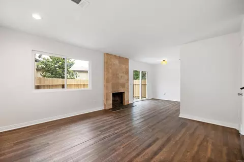 Living - 996 Marlin Dr, Vista, CA 92084 photo 1 of 2