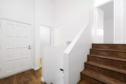Entry Way - 996 Marlin Dr, Vista, CA 92084 photo 1 of 1