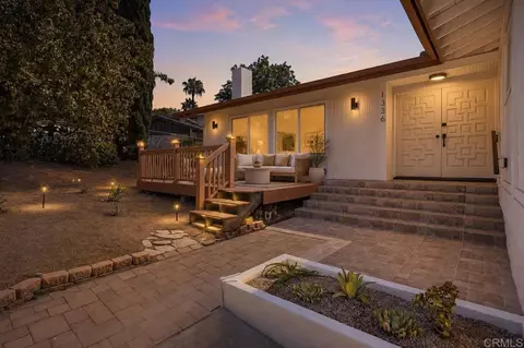 1336 Top Rail Ln, Escondido, CA 92027