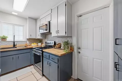 Kitchen - 635 Michael St, Oceanside, CA 92057 photo 1 of 2