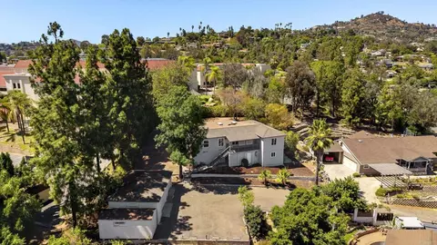 View/Area - 3860 Rogers Rd, Spring Valley, CA 91977 photo 2 of 5
