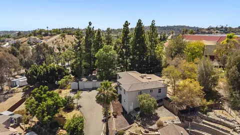 View/Area - 3860 Rogers Rd, Spring Valley, CA 91977 photo 3 of 5