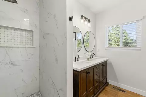 Bath - 3860 Rogers Rd, Spring Valley, CA 91977 photo 2 of 4
