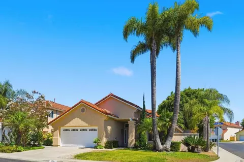 1701 Crystal Ridge Way, Vista, CA 92081