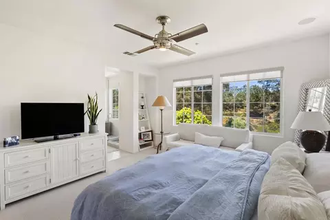 Bedroom - 572 Beach St, Encinitas, CA 92024 photo 1 of 4