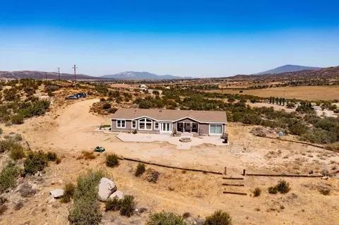 61833 High Country Trl, Anza, CA 92539
