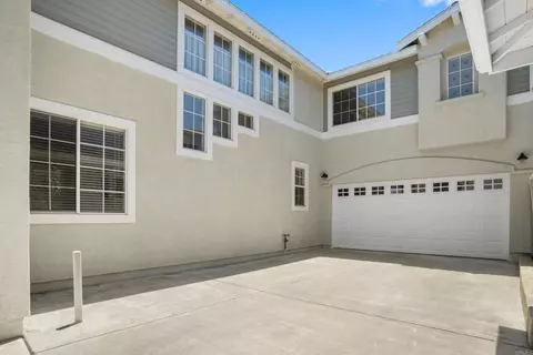 Exterior - 6933 Catamaran Dr, Carlsbad, CA 92011 photo 6 of 8