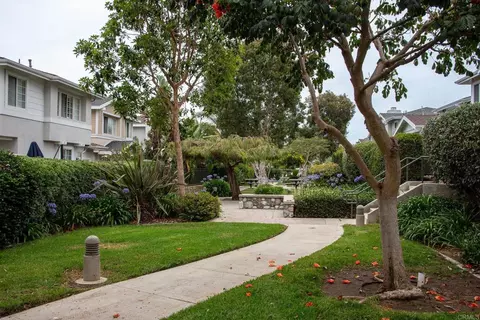 Exterior - 6933 Catamaran Dr, Carlsbad, CA 92011 photo 8 of 8