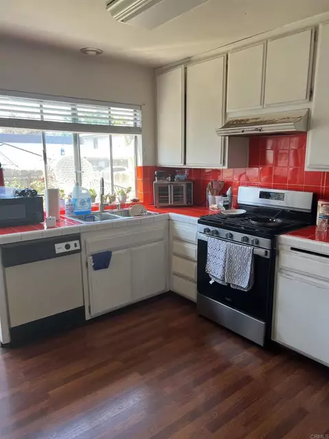 3425 Seabreeze Walk, Oceanside, CA 92056 photo 7
