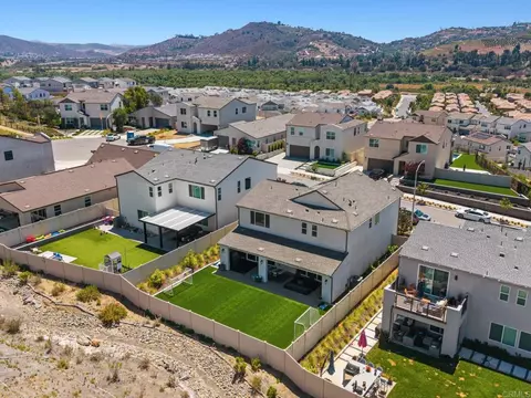 View/Area - 35335 Ponderosa Pl, Fallbrook, CA 92028 photo 5 of 9