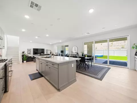Kitchen - 35335 Ponderosa Pl, Fallbrook, CA 92028 photo 4 of 7