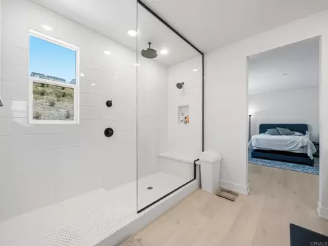 Bath - 35335 Ponderosa Pl, Fallbrook, CA 92028 photo 2 of 5