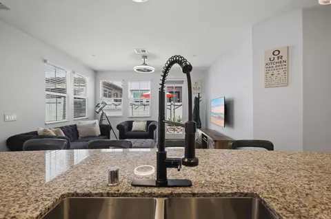 Kitchen - 4136 Palomar Way, Oceanside, CA 92057 photo 6 of 8