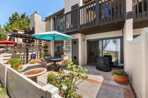 Exterior - 136 S Jayton Ln, Encinitas, CA 92024 photo 6 of 10