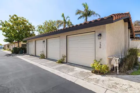 Exterior - 136 S Jayton Ln, Encinitas, CA 92024 photo 8 of 10