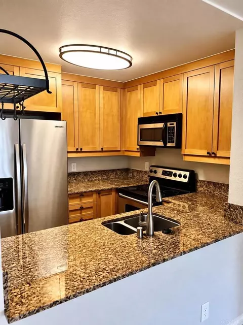 3520 Lebon Dr #5128, San Diego, CA 92122