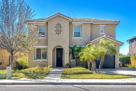 1025 Boulder Pl, Oceanside, CA 92057