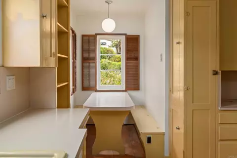 Kitchen - 1406 La Jolla Knl, La Jolla, CA 92037 photo 3 of 3