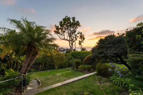 Exterior - 1406 La Jolla Knl, La Jolla, CA 92037 photo 14 of 17