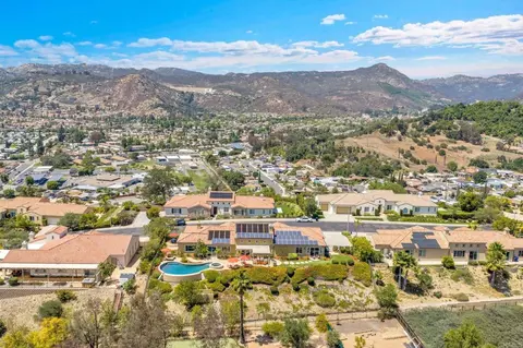 View/Area - 2855 Windstone Gln, Escondido, CA 92027 photo 4 of 4