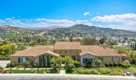 2855 Windstone Gln, Escondido, CA 92027