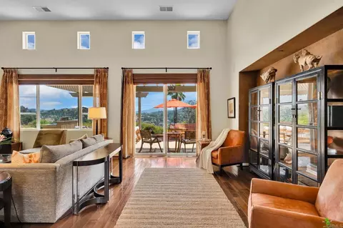 Living - 2855 Windstone Gln, Escondido, CA 92027 photo 4 of 7