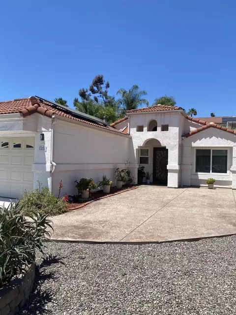 1484 Corte La Mantua, Escondido, CA 92026