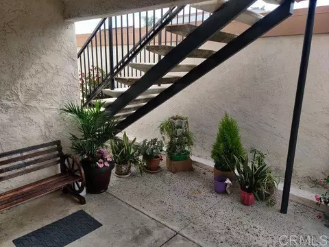 Exterior - 125 Candice Pl, Vista, CA 92083 photo 8 of 18