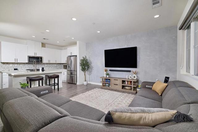 1278 Via Fanal, Oceanside, CA 92056