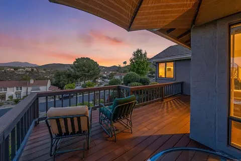 Exterior - 15326 Moonglow Dr, Ramona, CA 92065 photo 5 of 16