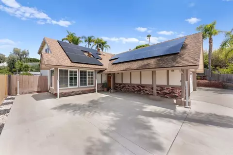 939 Chablis Ln, Vista, CA 92083 photo 41