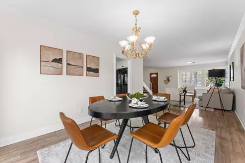 939 Chablis Ln, Vista, CA 92083 photo 9