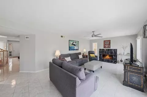 Living - 3720 Southridge Way, Oceanside, CA 92056 photo 3 of 5