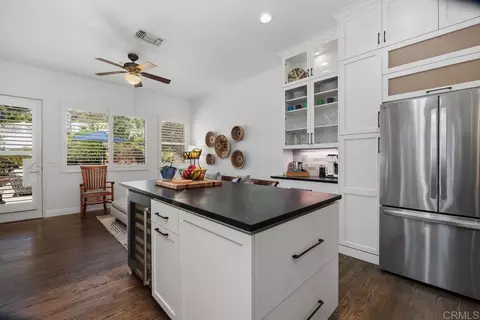 Kitchen - 1034 Alexandra Ln, Encinitas, CA 92024 photo 4 of 5