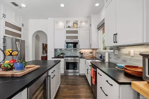 Kitchen - 1034 Alexandra Ln, Encinitas, CA 92024 photo 2 of 5
