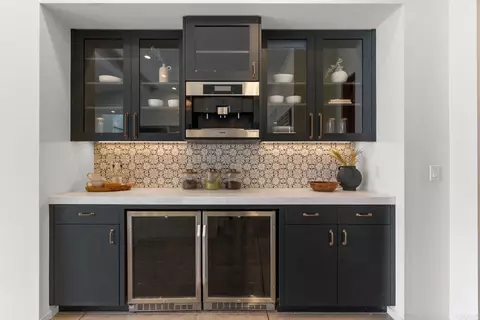 Kitchen - 1866 Sheridan Rd, Encinitas, CA 92024 photo 6 of 6