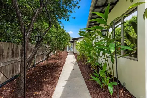 Exterior - 1866 Sheridan Rd, Encinitas, CA 92024 photo 14 of 16