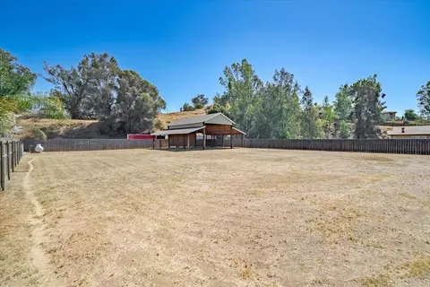Exterior - 1325 Keyser Rd, Ramona, CA 92065 photo 5 of 11