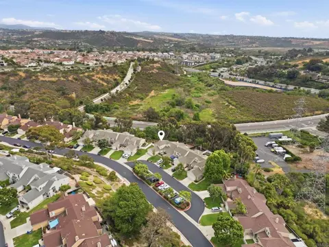 View/Area - 2633 Regent Rd, Carlsbad, CA 92010 photo 3 of 6
