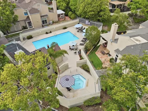 View/Area - 2633 Regent Rd, Carlsbad, CA 92010 photo 6 of 6