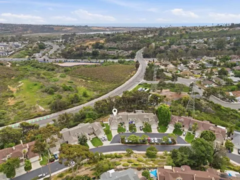 View/Area - 2633 Regent Rd, Carlsbad, CA 92010 photo 2 of 6