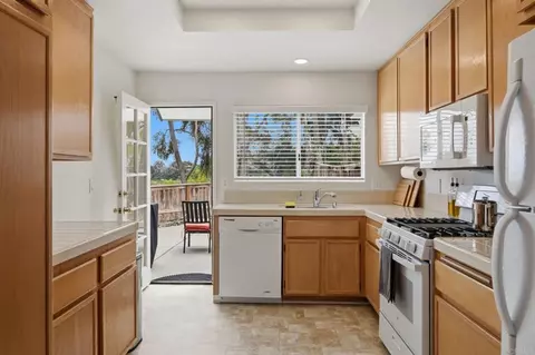 Kitchen - 2633 Regent Rd, Carlsbad, CA 92010 photo 3 of 3