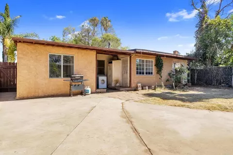 Exterior - 610 W 11th Ave, Escondido, CA 92025 photo 5 of 6
