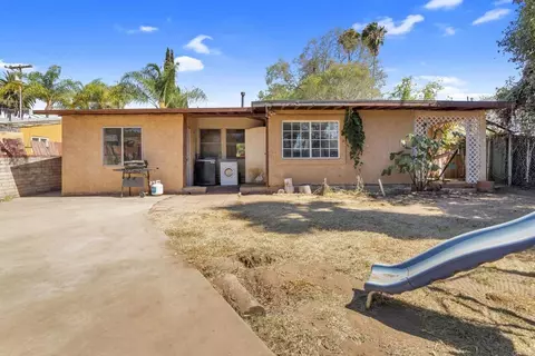 Exterior - 610 W 11th Ave, Escondido, CA 92025 photo 6 of 6