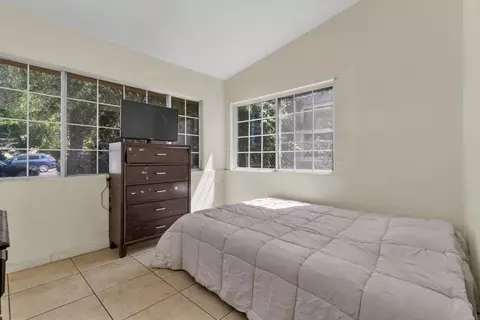 Bedroom - 610 W 11th Ave, Escondido, CA 92025 photo 5 of 7