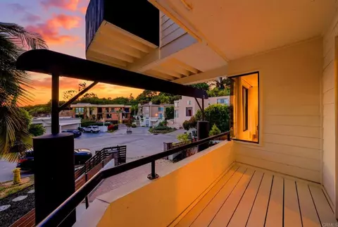 Exterior - 6105 Avenida Chamnez, La Jolla, CA 92037 photo 3 of 11