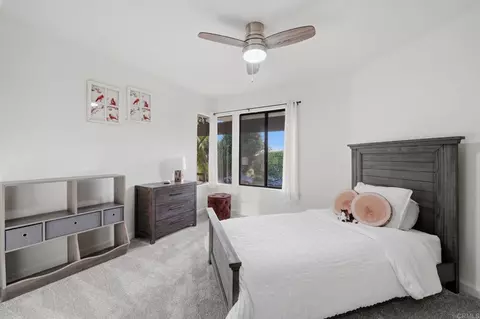 Bedroom - 6105 Avenida Chamnez, La Jolla, CA 92037 photo 6 of 6